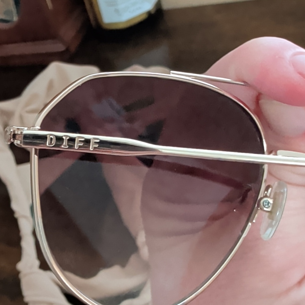 Diff Aviator Style Glasses - Picture 2 of 4